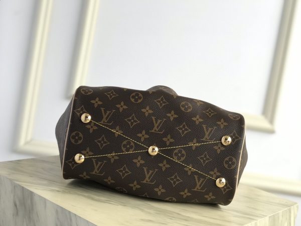 Louis Vuitton Tivoli Handbag