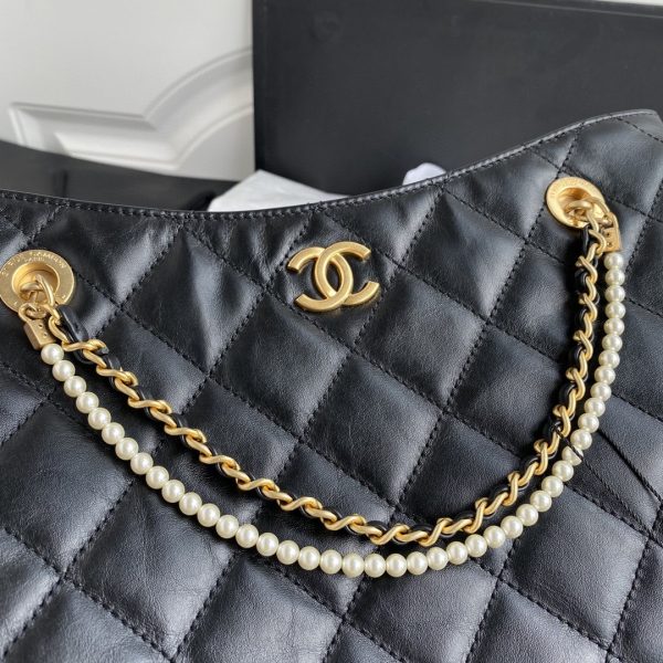 Chanel Shoulder Bag